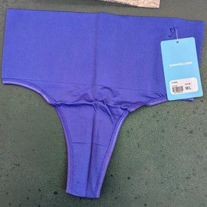2 New Yummie ultralight thongs M/L